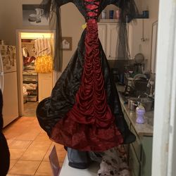 Vampire, Size Medium 