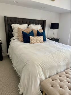 RH Adler 68” tufted platform leather California king bed  SIZE: Cal King LEATHER: Antiqued Ebony (paid $2,668)
