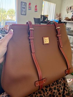 Dooney and Bourke side snap tote