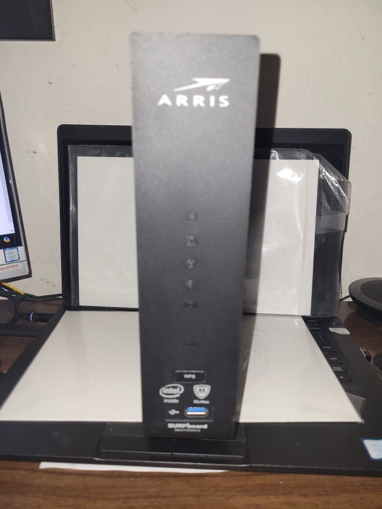 Arris SBG7400AC2 DOCSIS 3.0 Cable Modem And WiFi Router