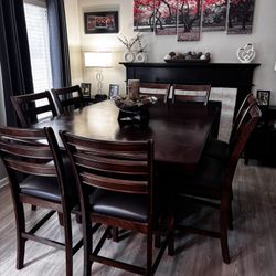 Dining Room Table And Sidebar Buffet 