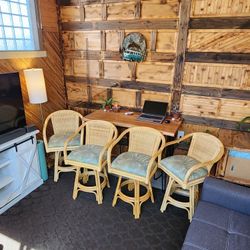  Swivel Rattan w/ Cushions (Set of 4)