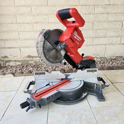 Milwaukee FUEL 18V 10in Dual Bevel Sliding Compound Miter Saw