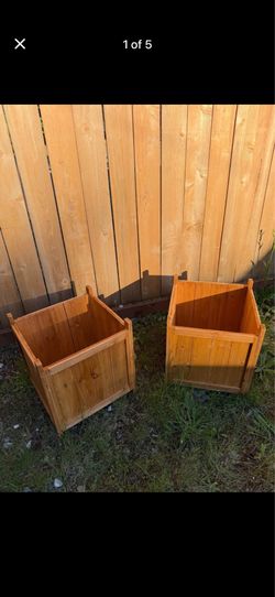 Set of 2 Fir Wood Square Planter Boxes,