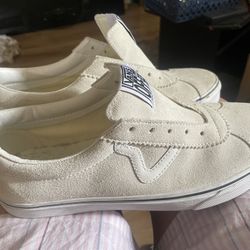 Men’s 10; Suede White Vans