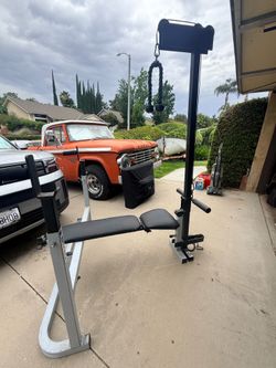 Weight bench