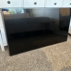 LG 55” TV - 55LF6000