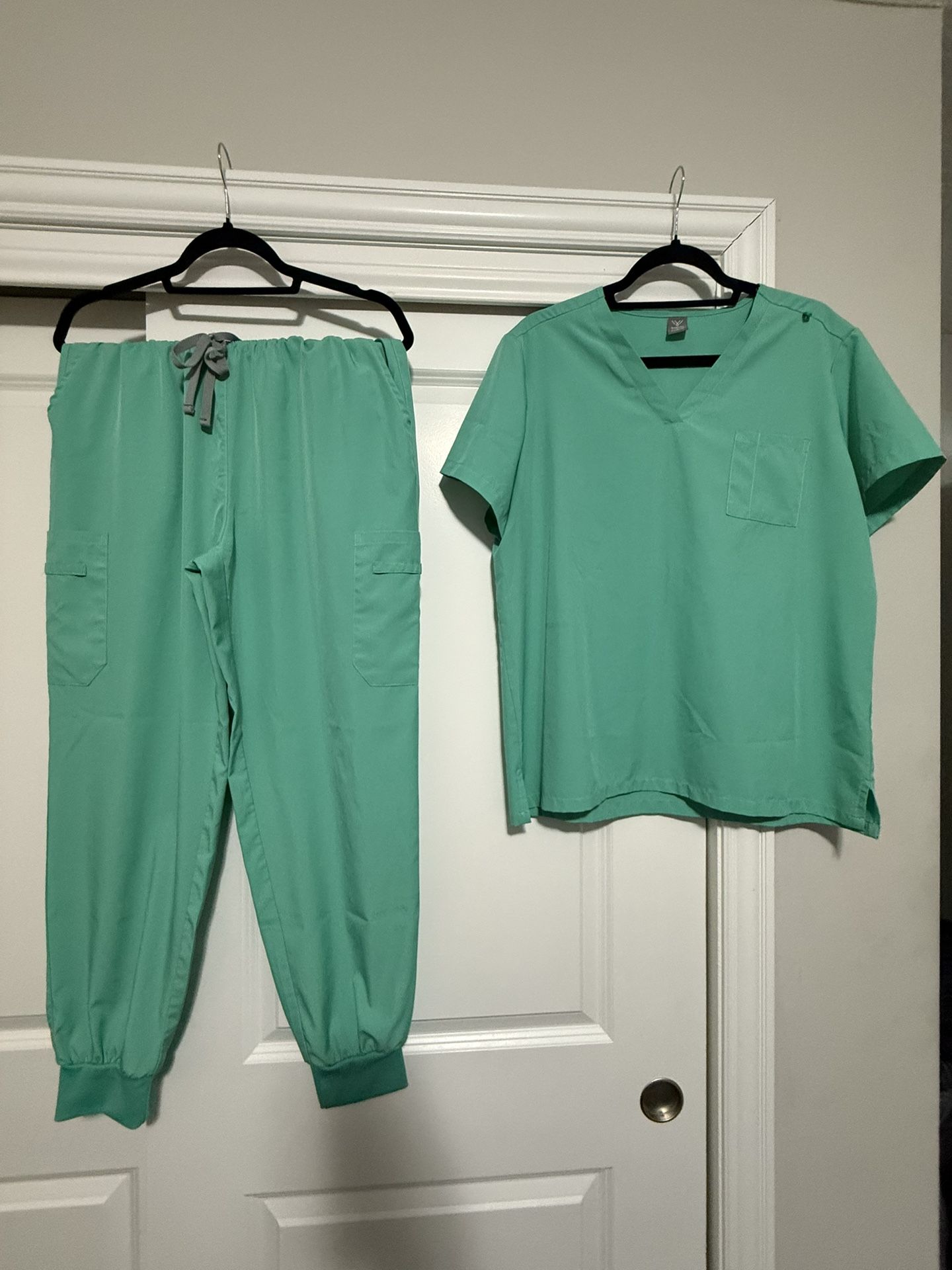 Scrub Set