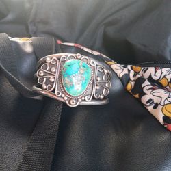 Vintage Silver Turquoise  Jandmade Ladies Bracelet 