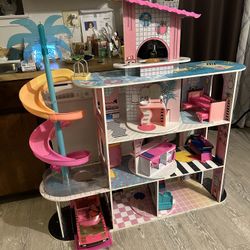 LOL Doll house 
