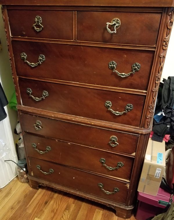 4 Piece Cherry Wood Antique Set 2 6 Drawer Dressers 1 With Mirror