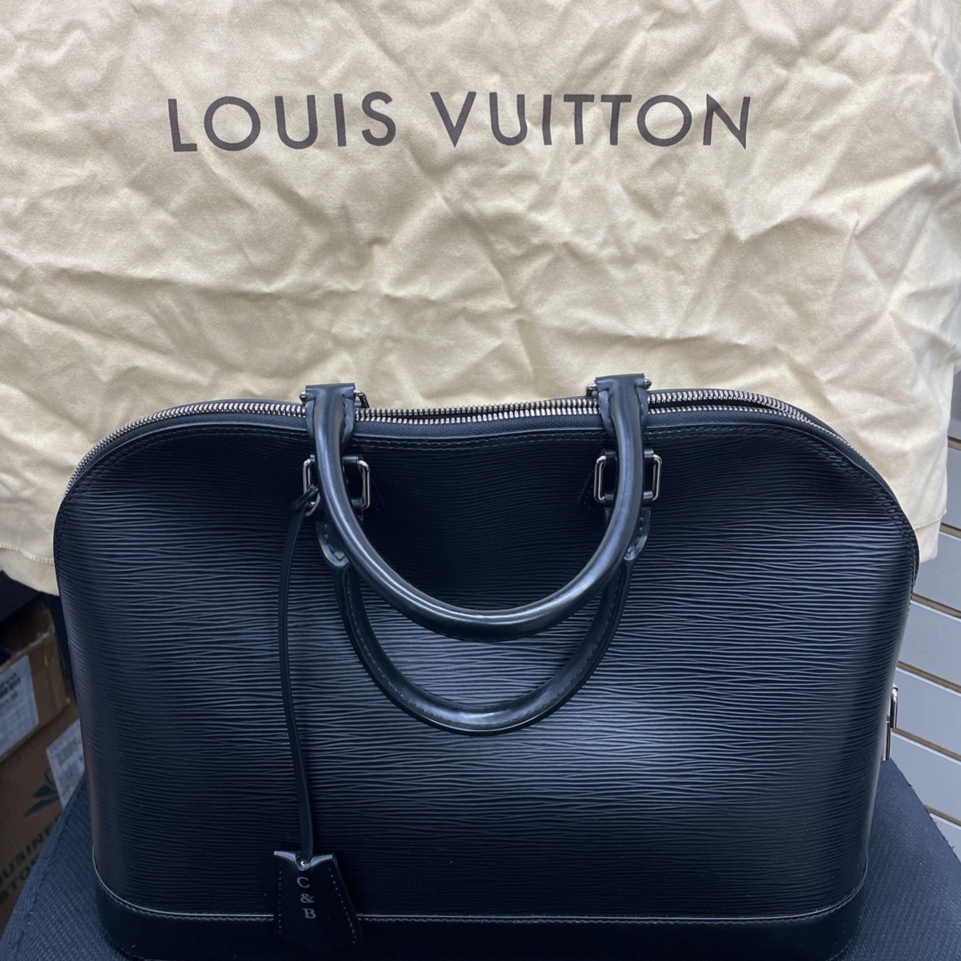 Louis Vuitton Alma BB EPI Leather