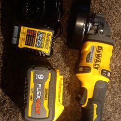 Dewalt Cordless Angle Grinder 20-V /60-V 
