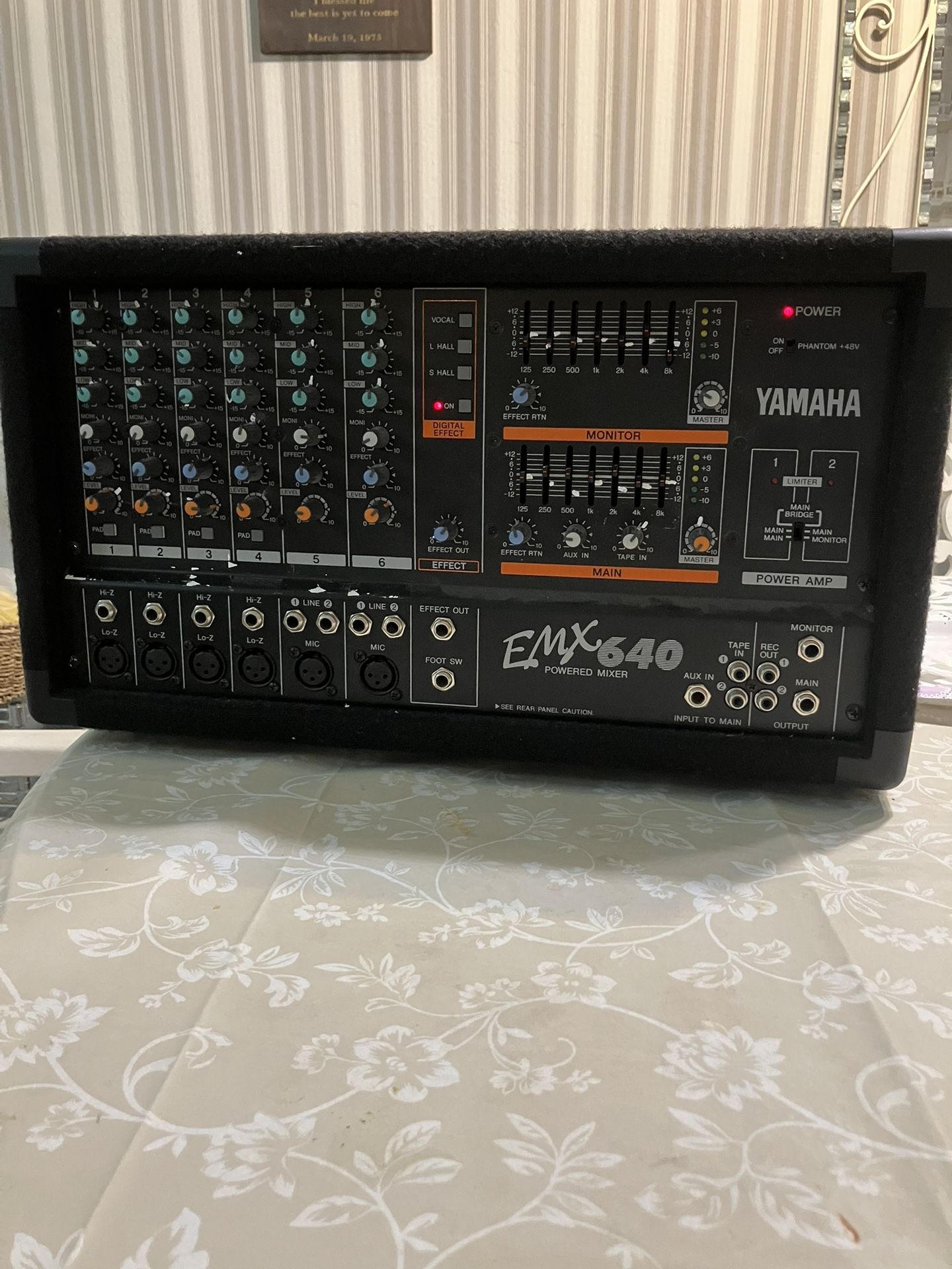 Yamaha EMX 620 Powered Mixer 400 Watts, Bridge.