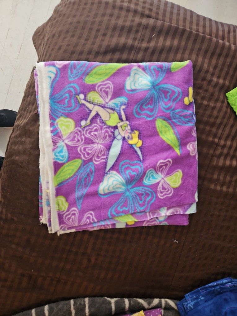 Fabric...( Fleece )
