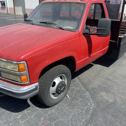 1991 Chevy Stake Bed W/Lift Gate