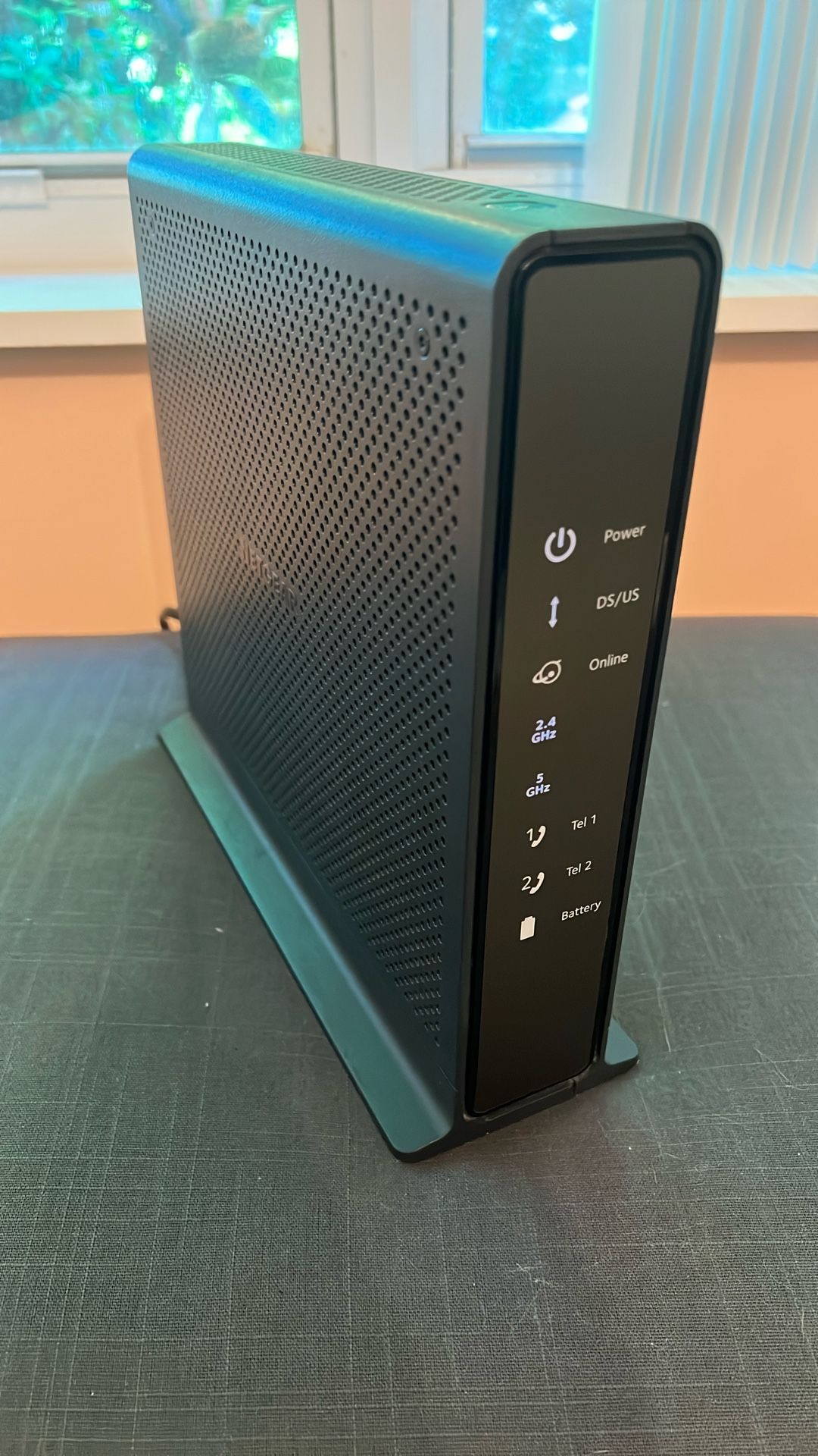 Netgear AC1900 Cable Modem Voice Router
