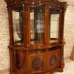 Fine Italian Dining Set