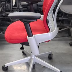 Like New Leap V2 Chair by Steelcase