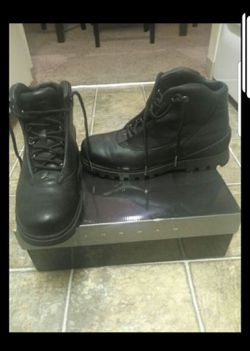 Size 12 jordans boots, sz 12 nike