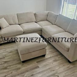 BRAND NEW CREAM BEIGE SECTIONAL SOFA COUCH WITH OTTOMAN (NEW IN BOXES)