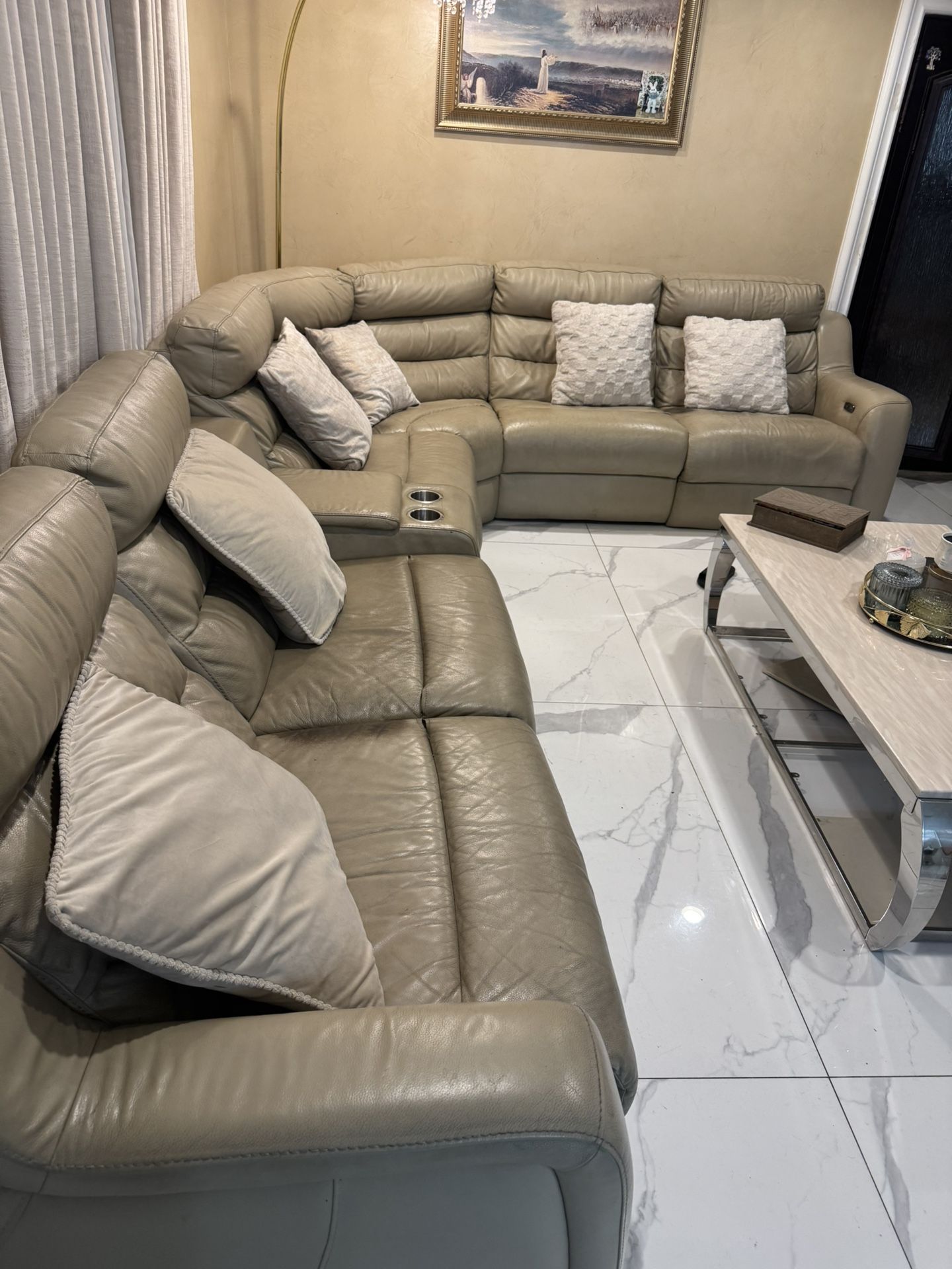 Reclining Couch And Over Sized Matching Coffee Table