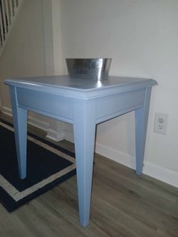 Cute End Or Side Table 