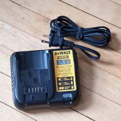 DeWalt 20V Cargador USADO!!! DeWalt 20V Charger USED!!!