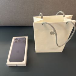 iPhone 17 Pro Max Deep Blue 