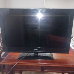 32inch Seiki TV No Sctratches Works Good