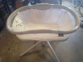 Halo Swivel Bassinest 3.0