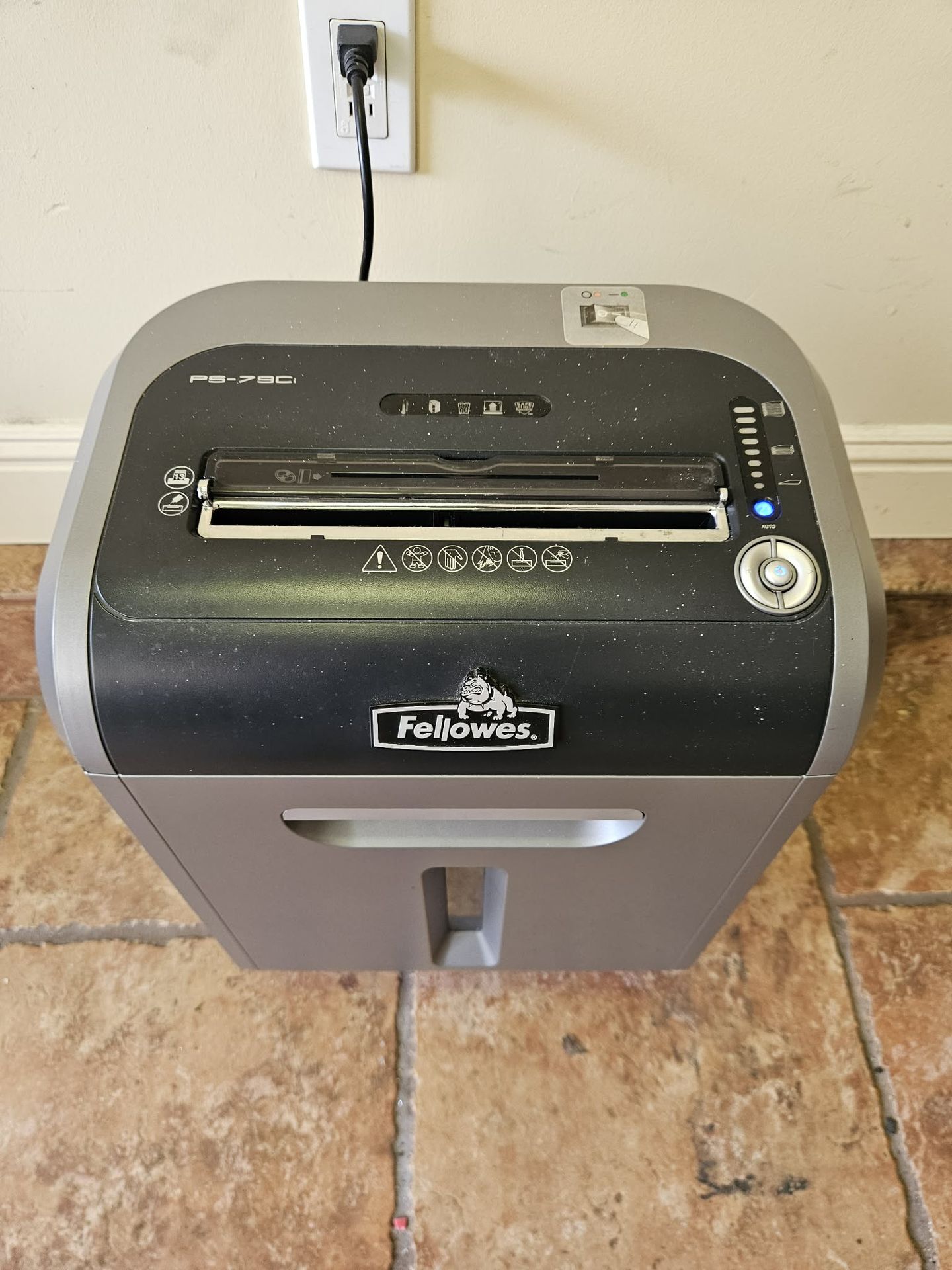 Fellowes Powershred 79Ci 16-Sheet Cross-Cut Commercial Shredder