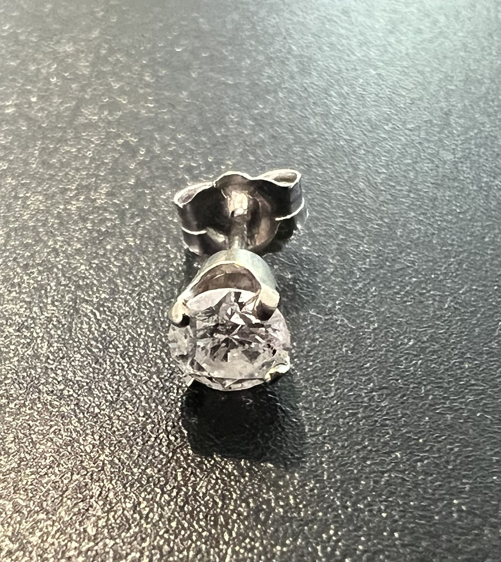 💎 .38CT Single Round Round Diamond Stud Earring 14K White Gold