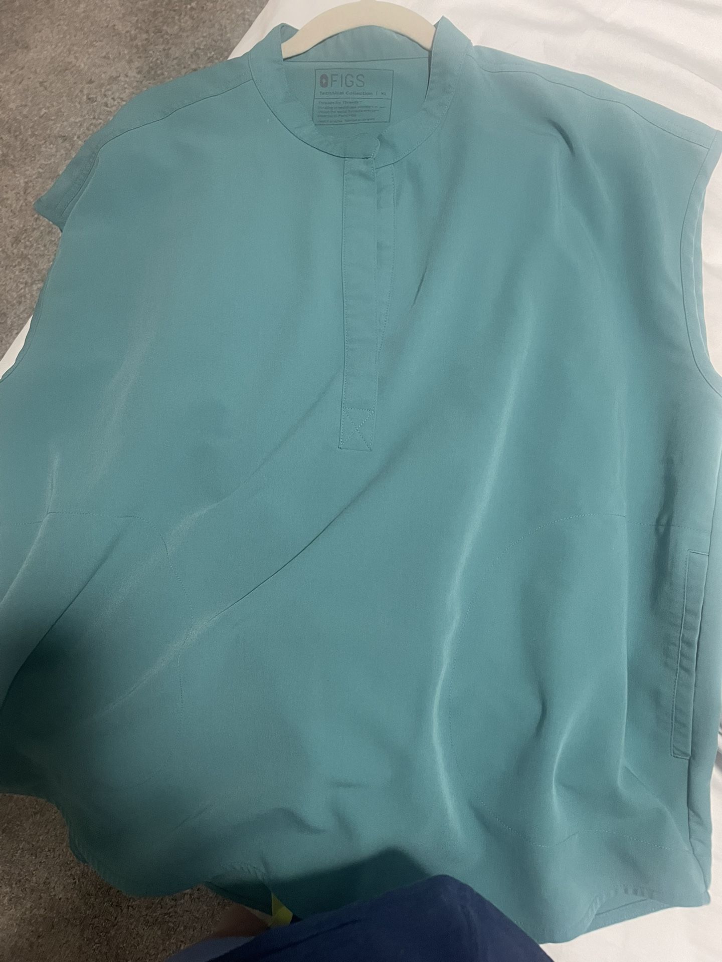 Figs Scrubs Color Cactus XL