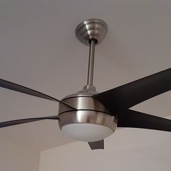 Ceiling Fan  52" ..... Please Read Below 