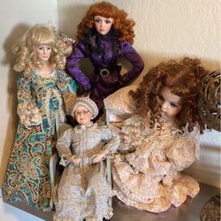 Beautiful vintage dolls