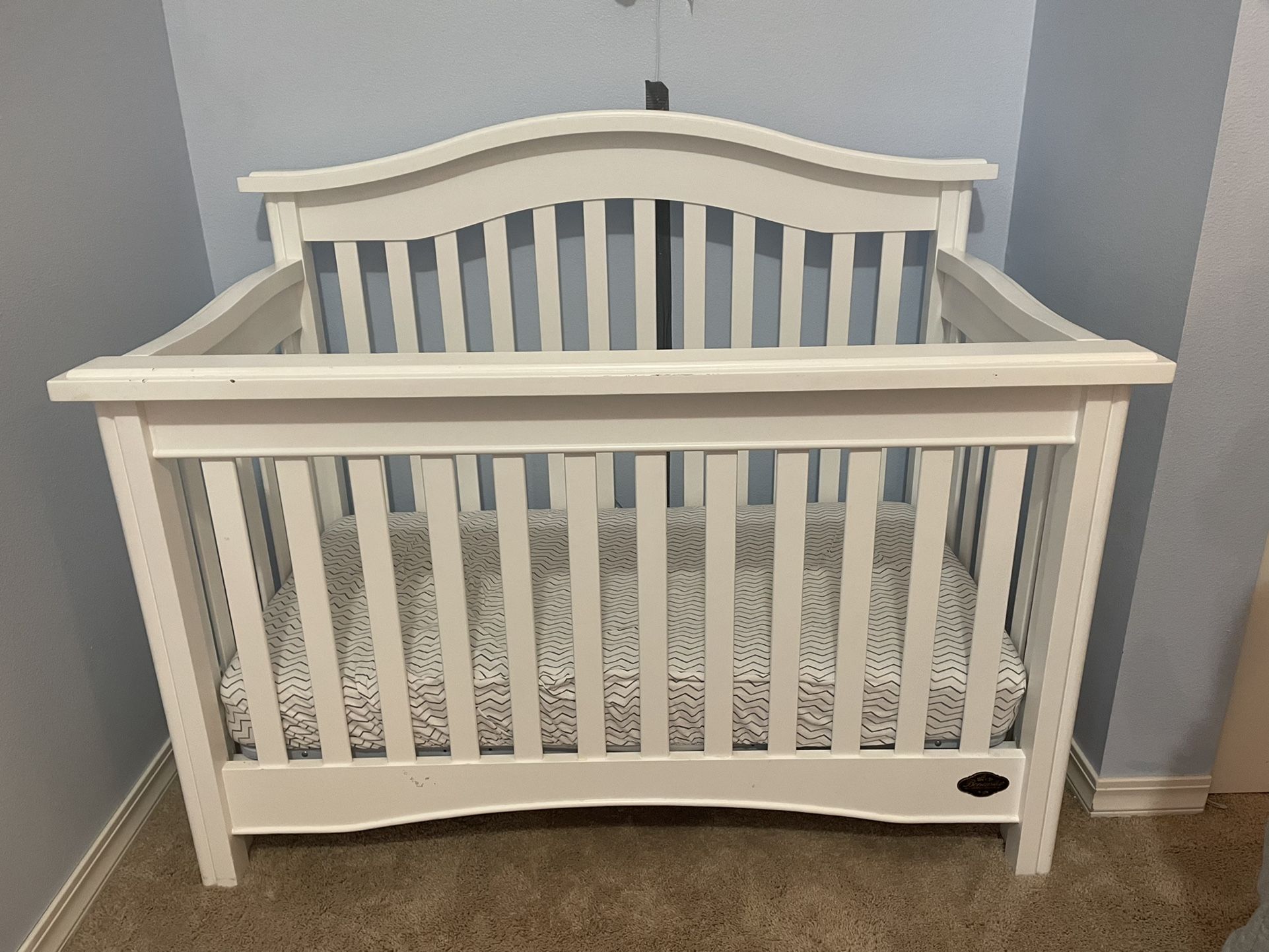 White Crib And Mattress