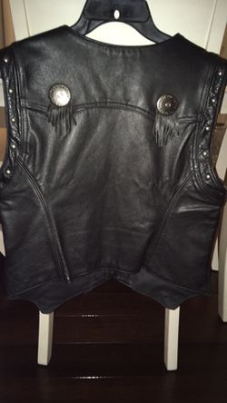 Vintage Harley Davidson vest made in the USA (woman’s large )