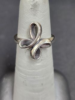James Avery eternal Ribbon Cross Ring for Sale in Houston TX