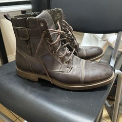 Men’s Boot Size 9 