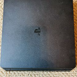 PS4 Console And 2 Controllers With Charger