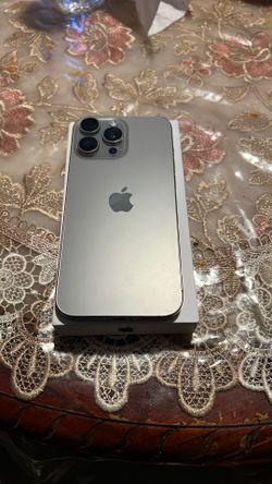 IPHONE 16 Pro Max T Mobile Metro PCs