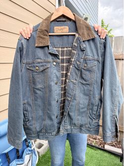 Men’s wrangler denim jacket w/weapons concealed pocket