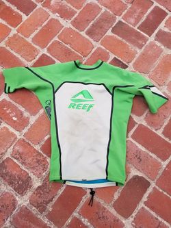 Reef zipperless vest wetsuit top mens Large, XL