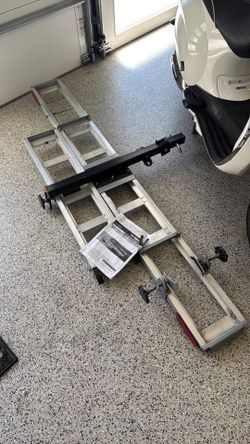 Motorcycle carrier