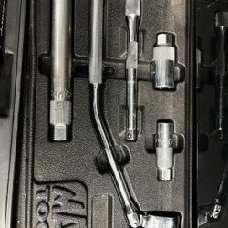Mac Tools Spark Plug Kit