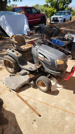 Craftsman GT6000 riding mower tractor