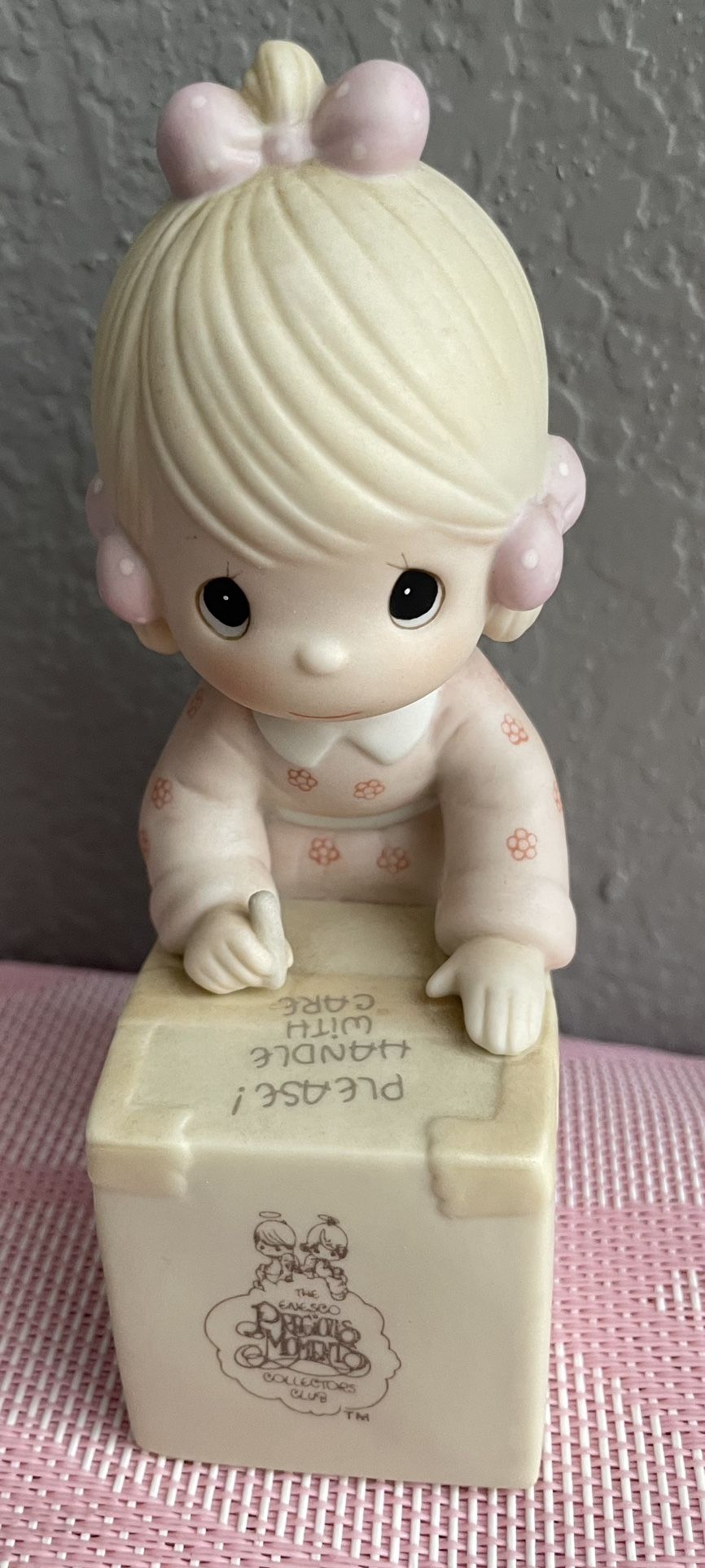 Precious Moments “Sharing Is Universal” 1987
