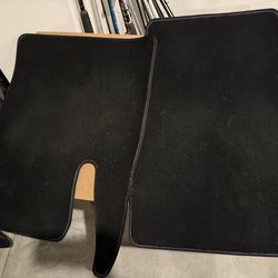 Tesla Model X 7 seater 2022 floor mats OEM