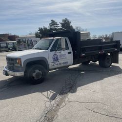 2002 Chevrolet 3500 HD Regular Cab & Chassis